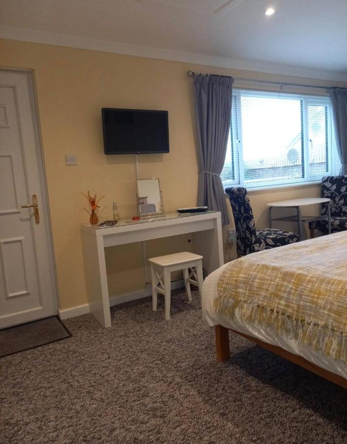 Self Contained Garden Annexe In Bodmin Apartment Luaran gambar