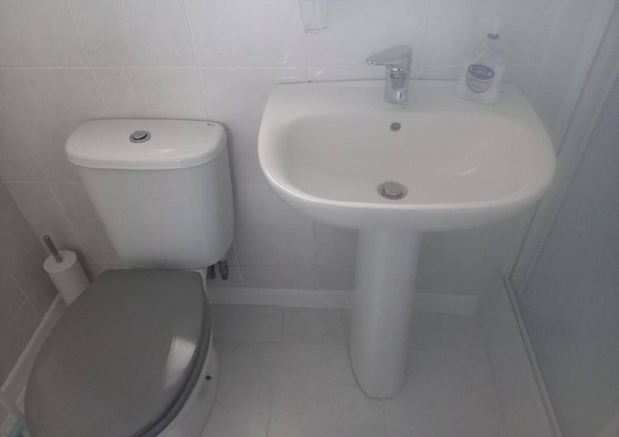 Self Contained Garden Annexe In Bodmin Apartment Luaran gambar