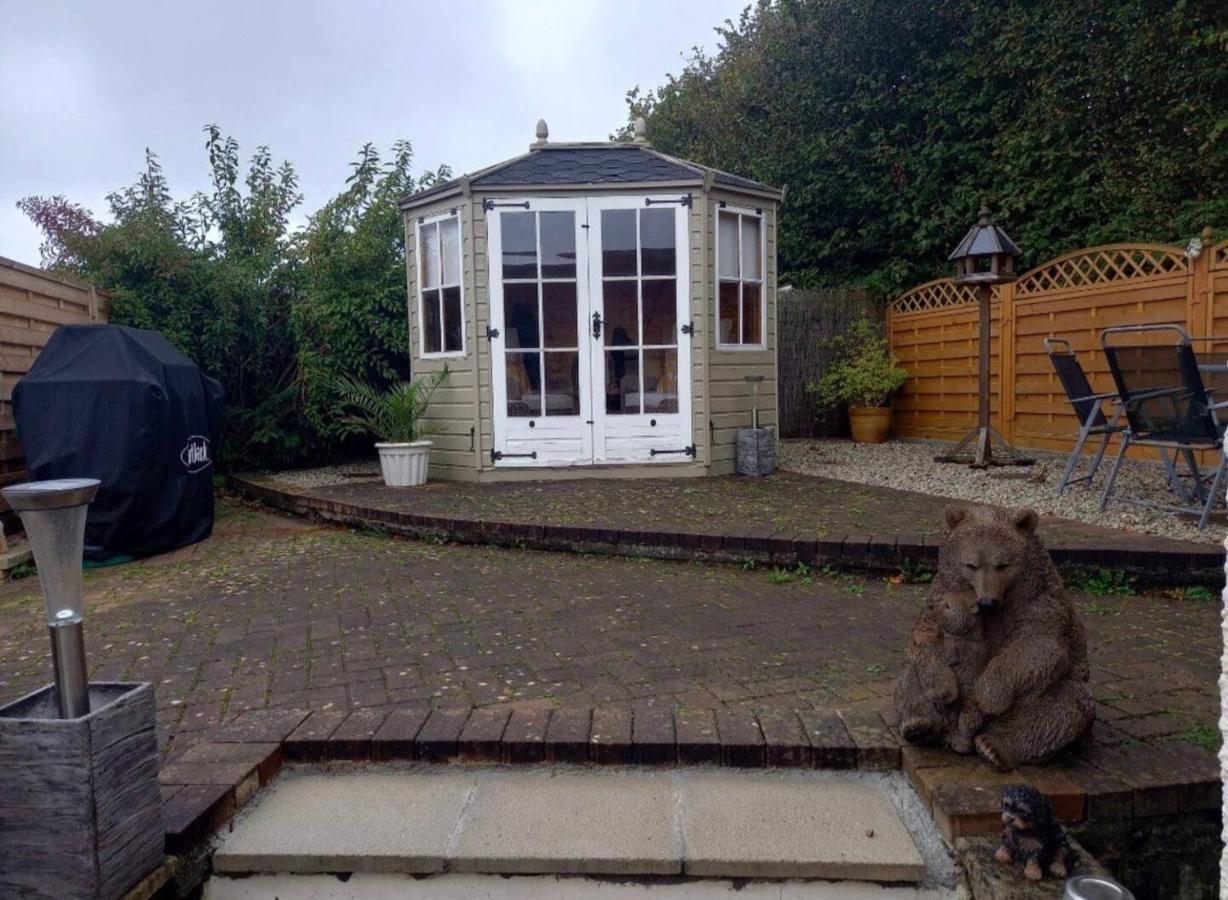 Self Contained Garden Annexe In Bodmin Apartment Luaran gambar